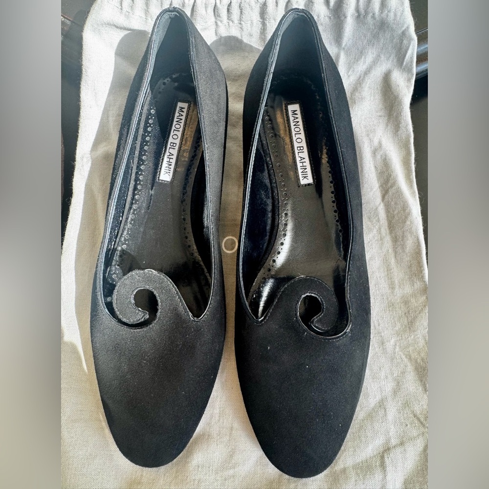Manolo blahnik flats